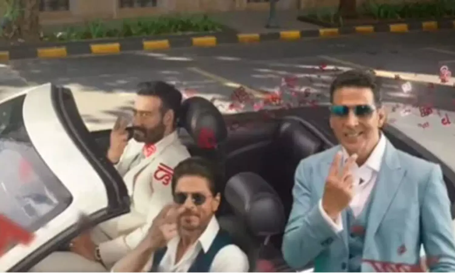 വാക്ക് തെറ്റിച്ച് അക്ഷയ് കുമാർ വീണ്ടും ‘വിമൽ പാൻമസാല’ പരസ്യത്തിൽ; കൂടെ ഷാരൂഖും അജയ് ദേവ്ഗണും