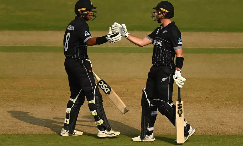 കീവിസിനെതിരെ നെതർലാൻഡിന് 323 റൺസ് വിജയലക്ഷ്യം കീവിസിനെതിരെ നെതർലാൻഡിന് 323 റൺസ് വിജയലക്ഷ്യം