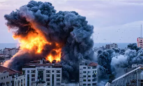 ഇന്നലെ ആക്രമണം; അനുനയനീക്കം