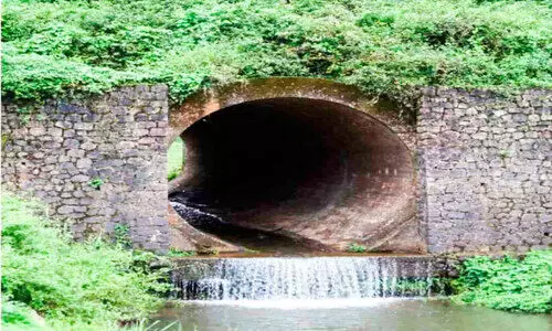 തടസ്സവുമായി കെ.എസ്.ഇ.ബി ഡാം സേഫ്റ്റി വിഭാഗം; വെള്ളിലാംകണ്ടം കുഴൽപാലം   നവീകരണം ത്രിശങ്കുവിൽ