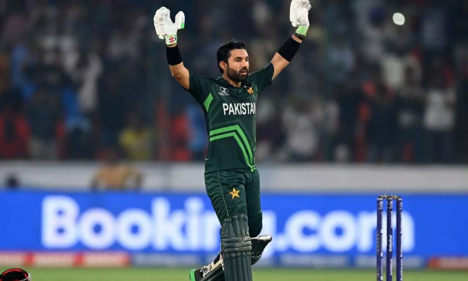 ഈ നേട്ടം ഗസ്സയിലെ സഹോദരങ്ങൾക്ക്...; സെഞ്ച്വറി പ്രകടനത്തിനു പിന്നാലെ പാക് താരം റിസ്‍വാൻ