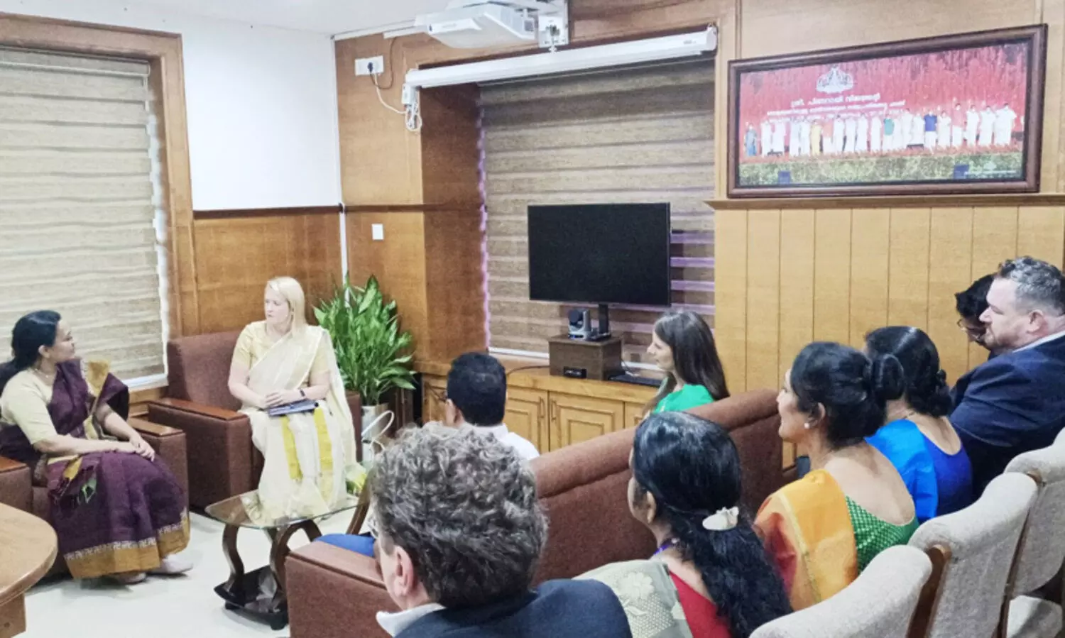 ആസ്‌ട്രേലിയയിലെ നോര്‍ത്തേണ്‍ ടെറിട്ടറി ഡെപ്യൂട്ടി ചീഫ് മിനിസ്റ്റര്‍, വീണ ജോര്‍ജിനെ സന്ദര്‍ശിച്ചു