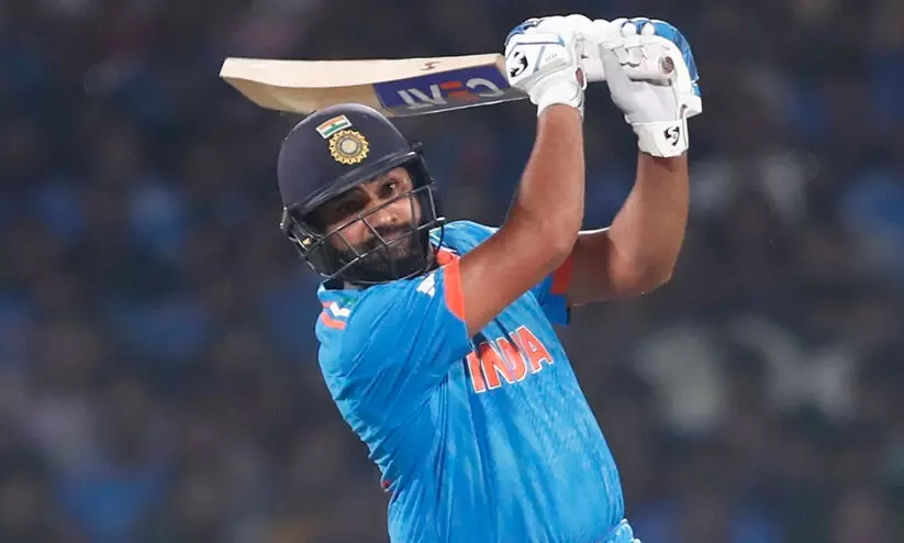 ഇനി സിക്സർ രാജാവ്! ഏറ്റവും കൂടുതൽ സിക്സ് നേടിയ താരമായി രോഹിത്; മറികടന്നത് ഗെയ്ലിനെ ഇനി സിക്സർ രാജാവ്! ഏറ്റവും കൂടുതൽ സിക്സ് നേടിയ താരമായി രോഹിത്; മറികടന്നത് ഗെയ്ലിനെ