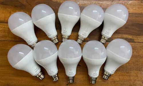 എ​ൽ.​ഇ.​ഡി ബ​ൾ​ബ്, മെ​യ്ഡ് ഇ​ൻ ത​വ​നൂ​ർ സെ​ൻ​ട്ര​ൽ ജ​യി​ൽ