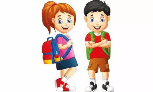 സാ​റേ ഞ​ങ്ങ​ളെ പ​ഠി​പ്പ് മു​ട​ക്ക​ല്ലേ...