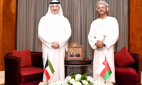 കു​വൈ​ത്ത്-​ഒ​മാ​ൻ വി​ദേ​ശ​കാ​ര്യ മ​ന്ത്രി​മാ​ർ കൂ​ടി​ക്കാ​ഴ്ച ന​ട​ത്തി