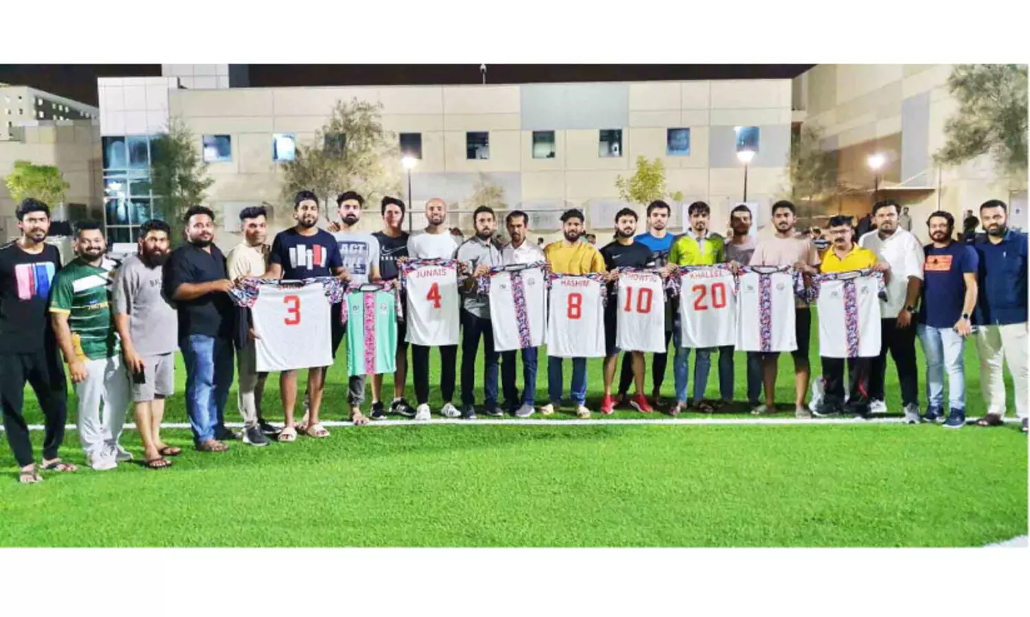 ഡോം ​ഖ​ത്ത​ർ ജ​ഴ്സി പ്ര​കാ​ശ​നം