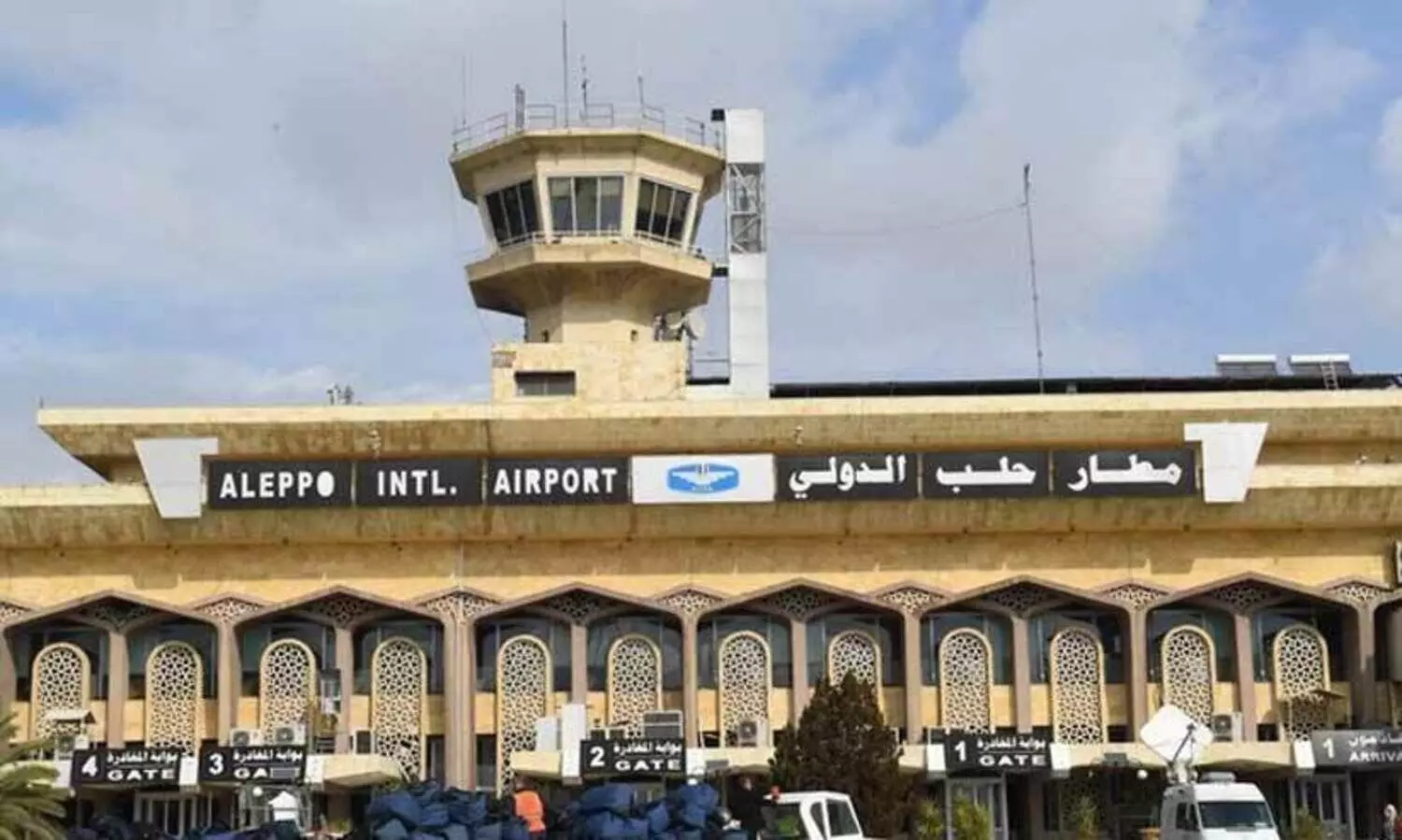 രണ്ട് വിമാനത്താവളങ്ങൾക്കുനേരെ ഇസ്രായേൽ ആക്രമണമുണ്ടായെന്ന് സിറിയ