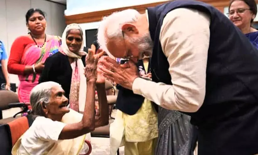 കാ​ർ​ത്ത്യാ​യ​നി​യ​മ്മ: മ​ര​ണ​ക്കി​ട​ക്ക​യി​ലും ക​വി​ത​​ ചൊ​ല്ലി അ​ക്ഷ​ര​​സ്​​നേ​ഹം