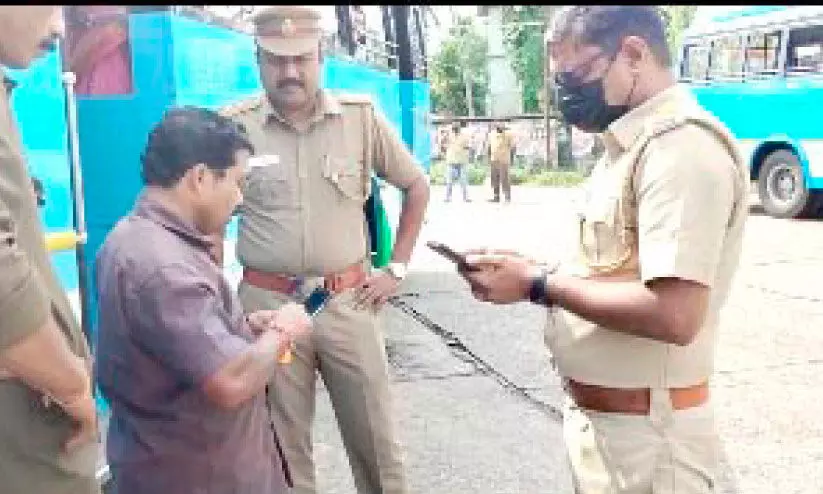 ഭിന്നശേഷി കുടുംബത്തെ അപമാനിച്ച സംഭവം; ഭിന്നശേഷി കമീഷണർ കേസെടുത്തു