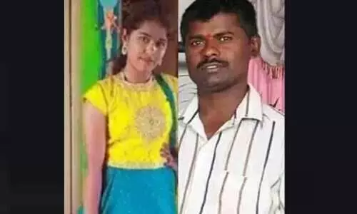 ‘ചോരപുരണ്ട വസ്ത്രം ധരിച്ച് പൊലീസ് സ്റ്റേഷനിൽ വന്നു. ഞാൻ മകളെ കൊന്നു എന്നറിയിച്ചു’ -കർണാടകയിൽ വീണ്ടും ദുരഭിമാനക്കൊല ‘ചോരപുരണ്ട വസ്ത്രം ധരിച്ച് പൊലീസ് സ്റ്റേഷനിൽ വന്നു. ഞാൻ മകളെ കൊന്നു എന്നറിയിച്ചു’ -കർണാടകയിൽ വീണ്ടും ദുരഭിമാനക്കൊല