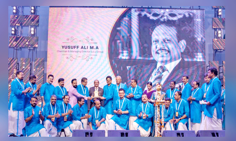 അ​ക്കാ​ഫ് ഇ​വ​ന്‍റ്​​സ്​ ഓ​ണാ​ഘോ​ഷ​ത്തി​ന്‍റെ ഉ​ദ്​​ഘാ​ട​ന​ച്ച​ട​ങ്ങ്