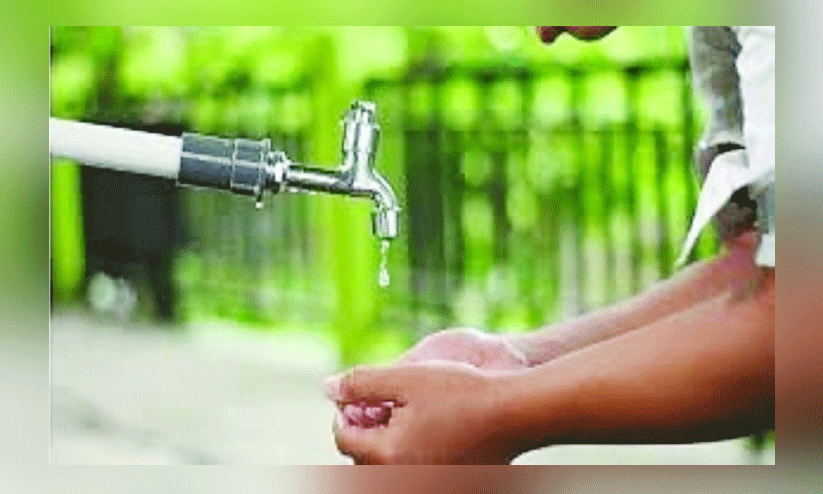 ജലവിതരണ ബില്ലും ക്രമീകരിക്കണമെന്ന് ഉപഭോക്താക്കൾ ജലവിതരണ ബില്ലും ക്രമീകരിക്കണമെന്ന് ഉപഭോക്താക്കൾ