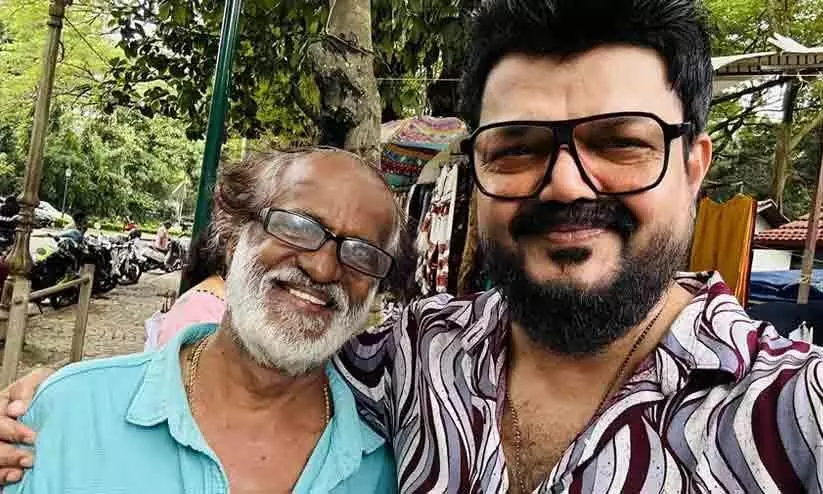 Nadhirshah Shares Rajinikanths doppelganger Picture went Viral Nadhirshah Shares Rajinikanths doppelganger Picture went Viral