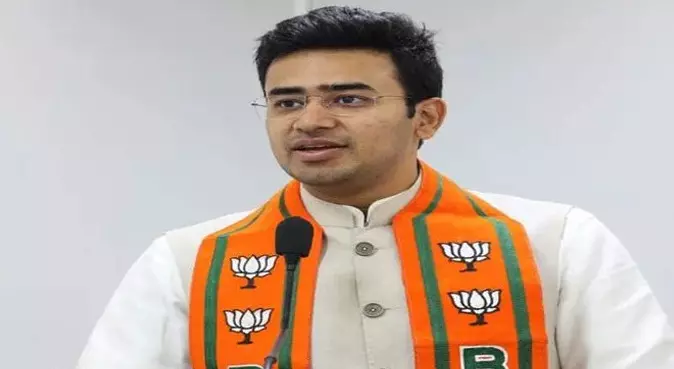 യുവമോർച്ച യോഗത്തിൽ ബി.ജെ.പി എം.പി തേജസ്വി സൂര്യയ്ക്കെതിരെ പ്രതിഷേധം യുവമോർച്ച യോഗത്തിൽ ബി.ജെ.പി എം.പി തേജസ്വി സൂര്യയ്ക്കെതിരെ പ്രതിഷേധം