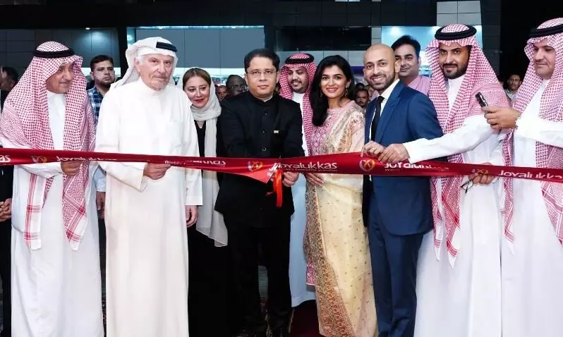 സൗദിയിലെ നാലാമത് ജോയ് ആലുക്കാസ് ജ്വല്ലറി ഷോറൂം ജിദ്ദയിൽ പ്രവർത്തനമാരംഭിച്ചു