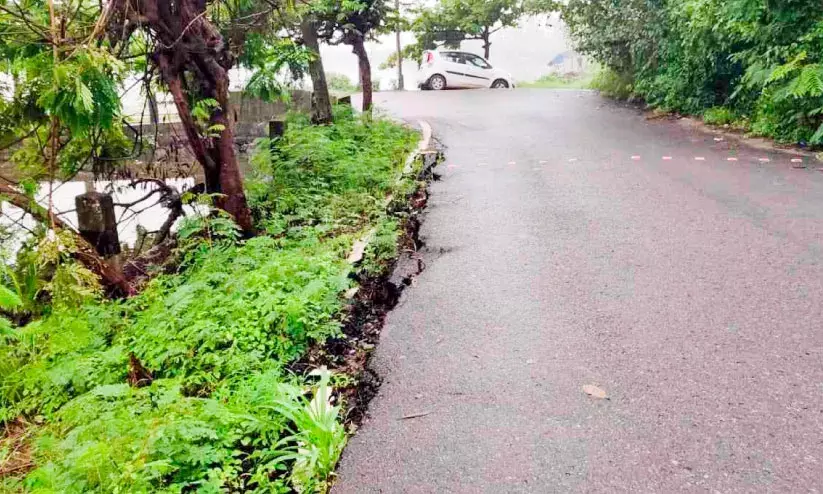 സെയ്ത് മുഹമ്മദ് റോഡ് സംരക്ഷണ ഭിത്തിക്ക് 3.5 കോടി സെയ്ത് മുഹമ്മദ് റോഡ് സംരക്ഷണ ഭിത്തിക്ക് 3.5 കോടി