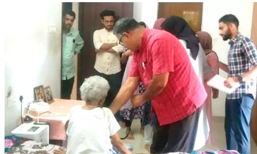 ഇന്ന് പാലിയേറ്റീവ് കെയർ ദിനം; രോഗികൾക്ക് സ്നേഹസ്പർശമായി വടുതല ‘കനിവ്’ ഇന്ന് പാലിയേറ്റീവ് കെയർ ദിനം; രോഗികൾക്ക് സ്നേഹസ്പർശമായി വടുതല ‘കനിവ്’