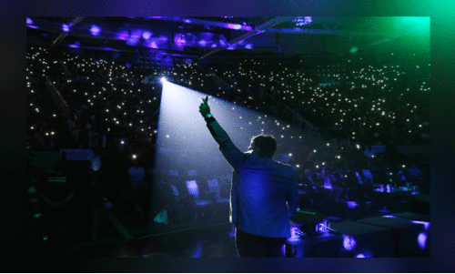 വിസ്മയ രാവിലാറാടി സലാല