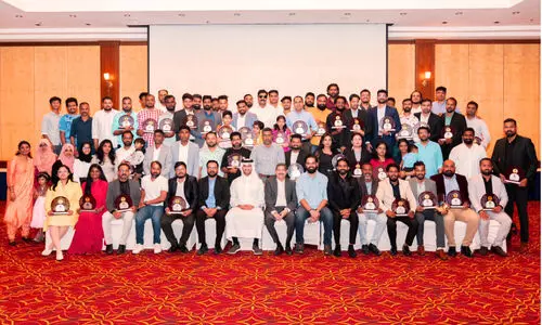 Qatar Yellow Team with Chief Guests