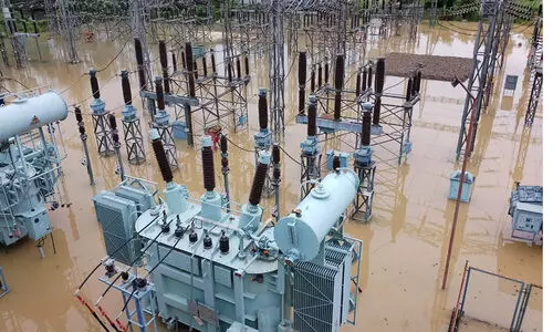 ട്രാൻസ്ഫോർമറുകളിലെ എൽ.ടി ഫീഡറുകൾ മുഴുവനായും ചാർജ് ചെയ്യാൻ പറ്റാത്ത അവസ്ഥയെന്ന് അധികൃതർ