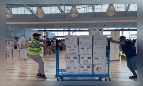 ഗ​സ്സ റി​ലീ​ഫ്​ കാ​മ്പ​യി​നി​ന്‍റെ ഭാ​ഗ​മാ​യി ശേ​ഖ​രി​ച്ച  സ​ഹാ​യ​വ​സ്തു​ക്ക​ൾ