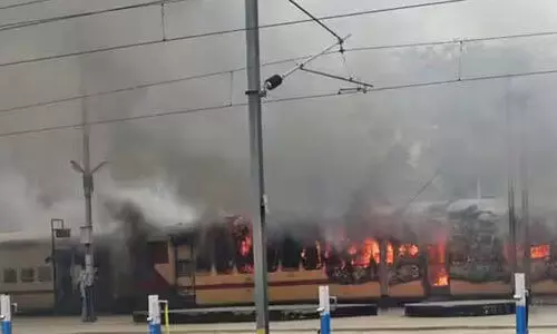 MAHARASHTRA TRAIN FIRE