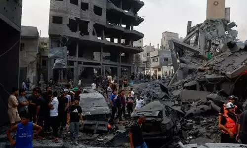 ഗസ്സ: മരുന്നില്ല, ഭക്ഷണമില്ല, വെള്ളമില്ല; മരണത്തിന്റെ മണം മാത്രം