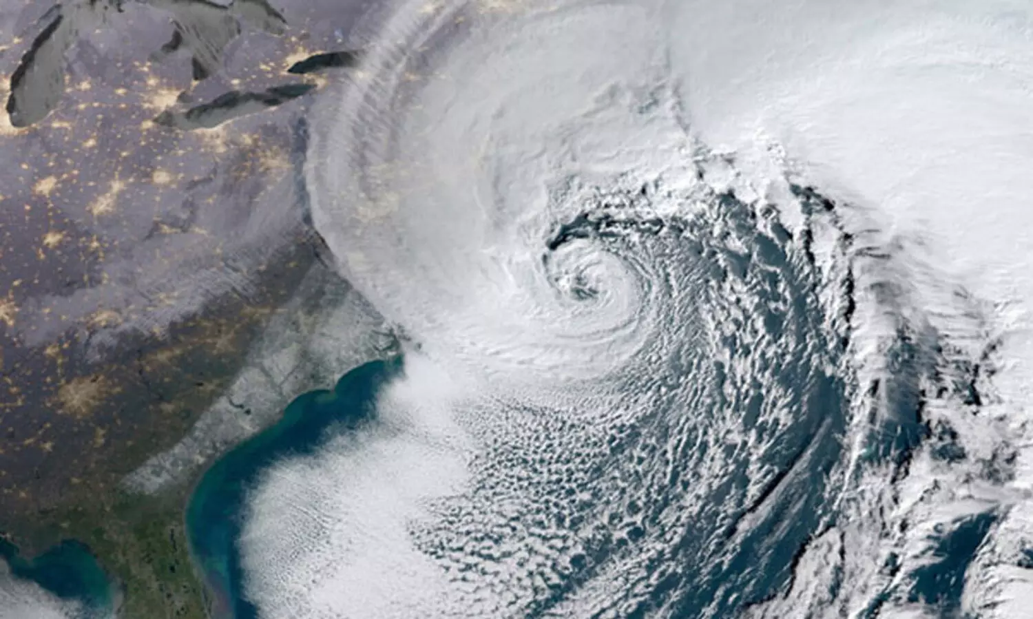 അറബിക്കടലിലും ബംഗാൾ ഉൾകടലിലും ന്യുനമർദ സാധ്യത