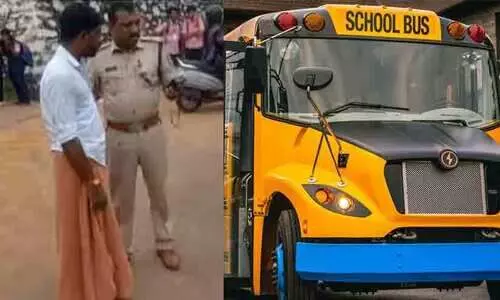 Drunk driver of school bus arrested