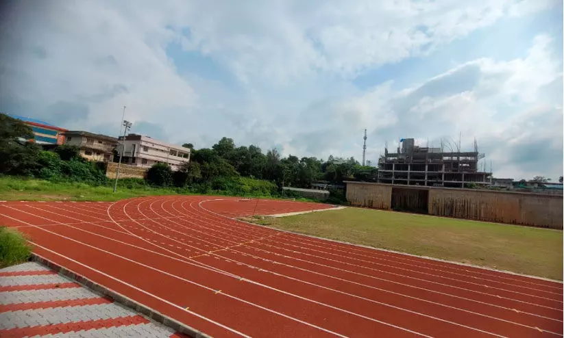 ട്രാക്കിൽ കുതിക്കണം​ താരങ്ങൾക്ക്​; കനിയണം അധികൃതർ