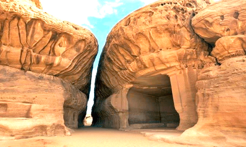 പശ്ചിമേഷ്യയിലെ മികച്ച സാംസ്കാരിക ടൂറിസം പദ്ധതിക്കുള്ള അവാർഡ് അൽഉലക്ക് പശ്ചിമേഷ്യയിലെ മികച്ച സാംസ്കാരിക ടൂറിസം പദ്ധതിക്കുള്ള അവാർഡ് അൽഉലക്ക്