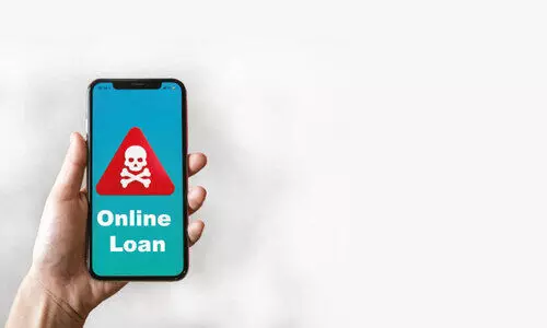 ഓ​ൺ​ലൈ​ൻ ആ​പ് വാ​യ്പ ത​ട്ടി​പ്പു​സം​ഘ​ങ്ങ​ൾ പി​ടി​മു​റു​ക്കു​ന്നു; പ​ണം ന​ഷ്ട​പ്പെ​ട്ട​വ​ർ ഏ​റെ