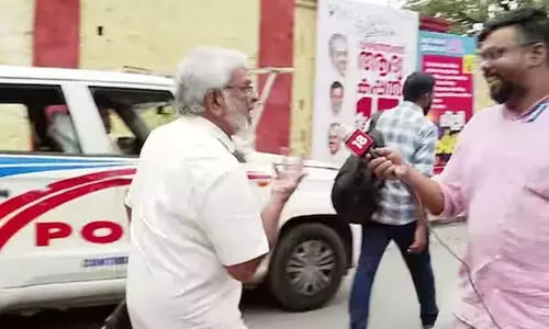 മുഖ്യമന്ത്രിയുടെ ഉപദേഷ്ടാവിനെ പൊലീസ് തടഞ്ഞു; കടത്തിവിടാൻ ഇടപെട്ട മാധ്യമപ്രവർത്തകരോട് തട്ടിക്കയറി