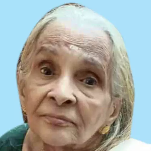 ര​ത്നാ​വ​തി അ​മ്മ