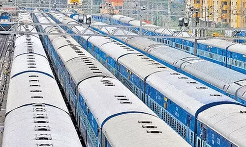 ബം​ഗ​ളൂ​രു-​ക​ല്യാ​ണ ക​ർ​ണാ​ട​ക ആ​ദ്യ സ്​​പെ​ഷ​ൽ ട്രെ​യി​ൻ 28 മു​ത​ൽ