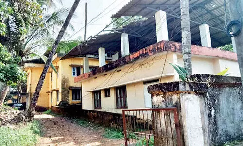 കൊണ്ടോട്ടി താലൂക്ക് ആശുപത്രി വികസനം; പ്രവേശനപാത വീതി കൂട്ടുന്നതില്‍ പ്രതിഷേധം ശക്തമാക്കി നാട്ടുകാര്‍