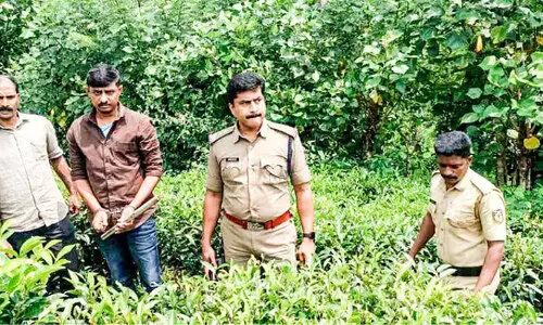 യുവാവിനെ വീട്ടിൽകയറി ആക്രമിച്ച സംഭവം: ആയുധങ്ങൾ കണ്ടെടുത്തു