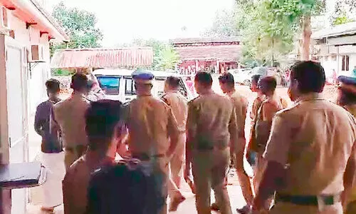 തൊടുപുഴയിൽ എസ്.എഫ്.ഐ-എ.ഐ.എസ്.എഫ് സംഘർഷം; എട്ട്​ വിദ്യാർഥികൾക്കും മാധ്യമപ്രവർത്തകനും പരിക്ക്