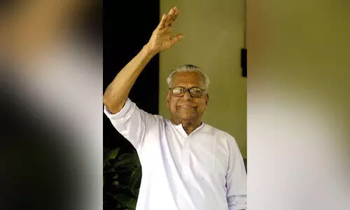 vs achuthanandan