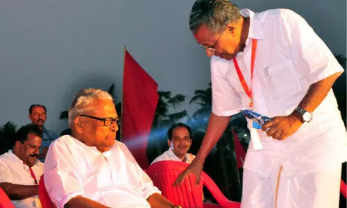 vs achuthanandan