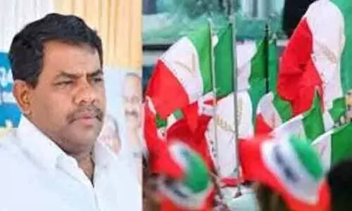 ദേവഗൗഡയുടെ വെളിപ്പെടുത്തൽ: പിണറായി വിജയൻ മറുപടി പറയണം -റസാഖ് പാലേരി