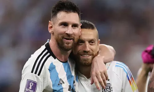 ലോകകപ്പ് നേടിയ അർജന്റീന ടീം അംഗം പാപു ഗോമസിന് രണ്ട് വർഷം വിലക്ക്