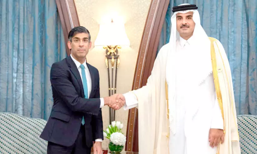 ഖത്തർ അമീർ ശൈഖ് തമീം ബിൻ ഹമദ് ആൽഥാനിയും ബ്രിട്ടീഷ് പ്രധാനമന്ത്രി ഋഷി സുനകും റിയാദിൽ കൂടിക്കാഴ്ച നടത്തുന്നു ഖത്തർ അമീർ ശൈഖ് തമീം ബിൻ ഹമദ് ആൽഥാനിയും ബ്രിട്ടീഷ് പ്രധാനമന്ത്രി ഋഷി സുനകും റിയാദിൽ കൂടിക്കാഴ്ച നടത്തുന്നു