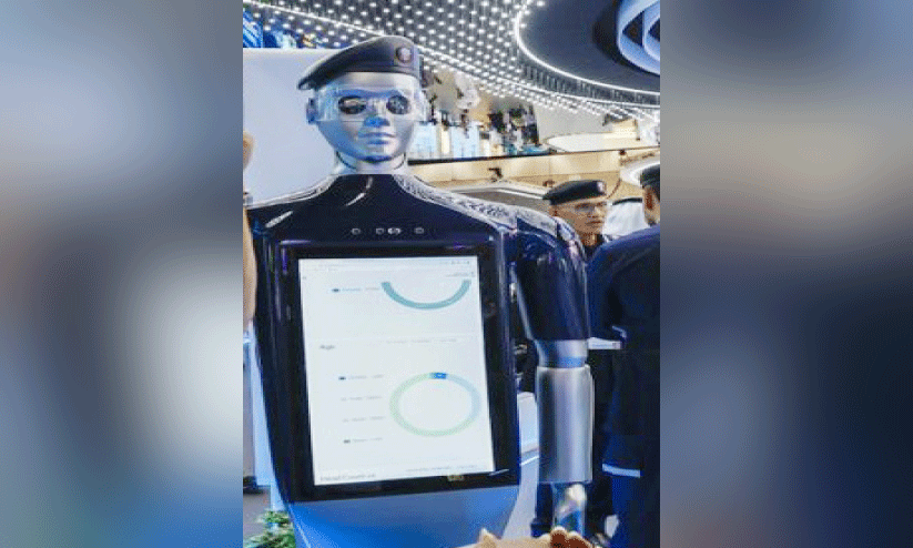 ജൈ​ടെ​ക്സി​ൽ അ​ബൂ​ദ​ബി ക​സ്റ്റം​സ്​ പ്ര​ദ​ർ​ശി​പ്പി​ച്ച റോ​ബോ​ട്ട്