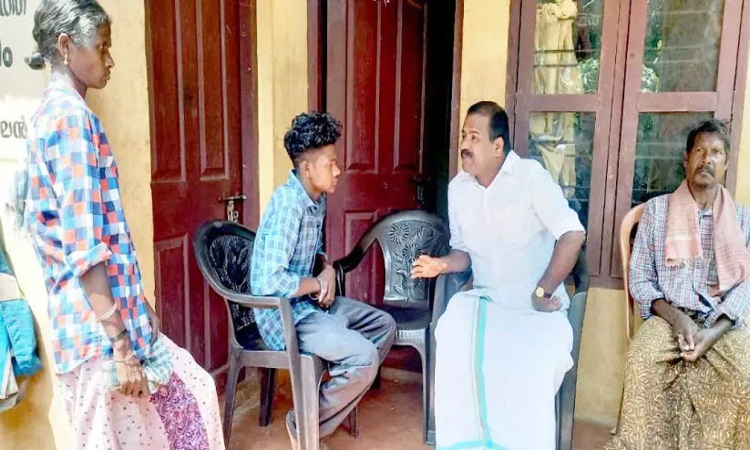 I.C. When Balakrishnan visited MLA Vishnu and his family