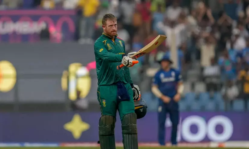 ക്ലാസൻ വെടിക്കെട്ട് (67 പന്തിൽ 109); ദക്ഷിണാഫ്രിക്കക്കെതിരെ ഇംഗ്ലണ്ടിന് 400 റൺസ് വിജയല‍ക്ഷ്യം