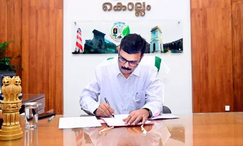 ജി​ല്ല​യു​ടെ പു​തി​യ ക​ല​ക്ട​റാ​യി എ​ൻ. ദേ​വീ​ദാ​സ്​ ചു​മ​ത​ല​യേ​ൽ​ക്കു​ന്നു