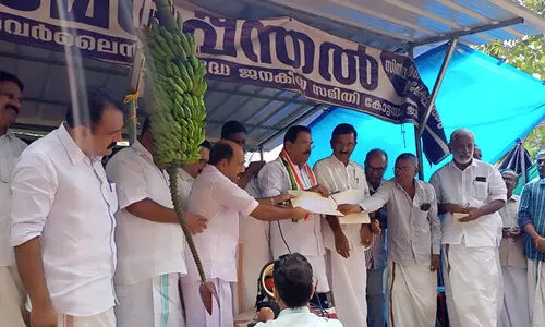 സിൽവർ ലൈൻ വിരുദ്ധ ജനകീയ സമിതി പഠന റിപ്പോർട്ട് പ്രകാശനം ചെയ്തു