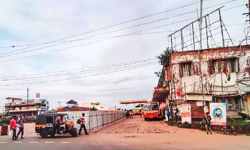 thirunakkara bus stand